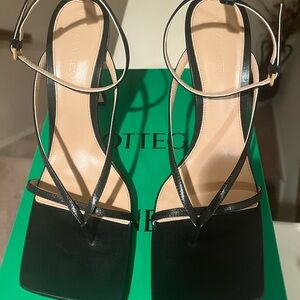 BOTTEGA VENETA HEELS